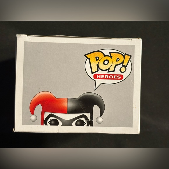 NIB # 34 Harley Quinn Funko Pop Heroes - Picture 5 of 5